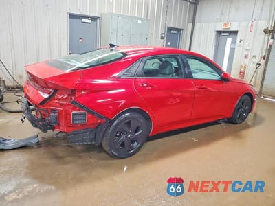 Trzecie zdjęcie samochodu z tyłu: 2022 HYUNDAI ELANTRA SEL VIN:5NPLS4AG2NH068546 - miniatura