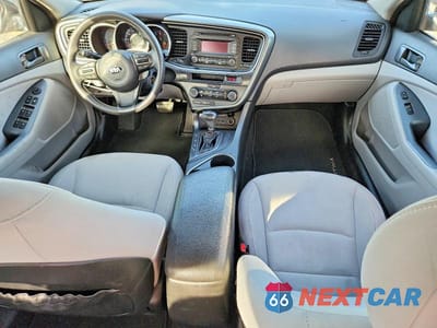 Zdjęcie 8 z 11 samochodu: 2015 KIA OPTIMA LX VIN:5XXGM4A78FG385076 - miniatura