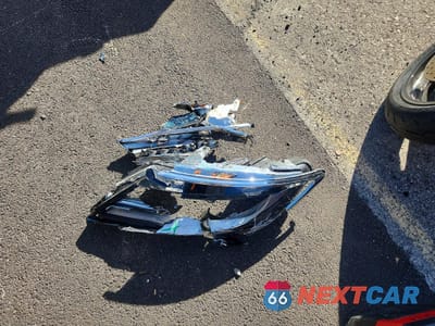 Zdjęcie 12 z 13 samochodu: 2018 LINCOLN MKC RESERVE VIN:5LMCJ3D98JUL00750 - miniatura