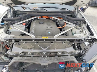 Zdjęcie 11 z 13 samochodu: 2025 BMW X5 XDRIVE50E VIN:5UX43EU01S9X77204 - miniatura