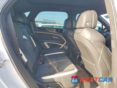 Zdjęcie 11 z 13 samochodu: 2021 BENTLEY BENTAYGA SPEED VIN:SJAAR2ZV8MC038229 - miniatura