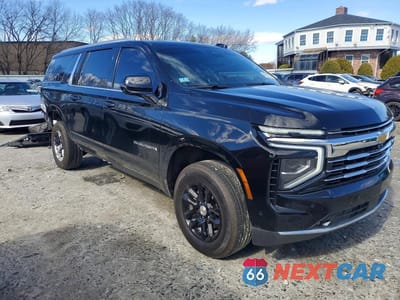 Czwarte zdjęcie samochodu z boku: 2025 CHEVROLET SUBURBAN K1500 LT VIN:1GNS6CRD8SR387949 - miniatura