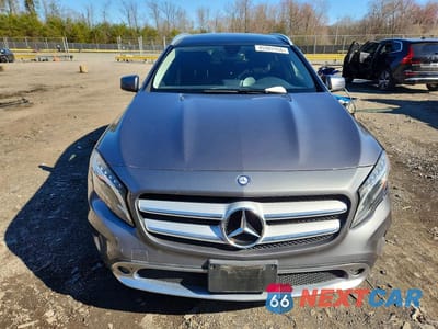 Piąte zdjęcie samochodu w środku: 2015 MERCEDES-BENZ GLA 250 4MATIC VIN:WDCTG4GB9FJ028187 - miniatura