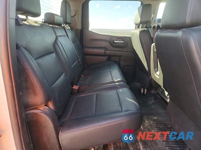 Zdjęcie 10 z 12 samochodu: 2022 CHEVROLET SILVERADO K1500 VIN:3GCUDAED1NG552035 - miniatura
