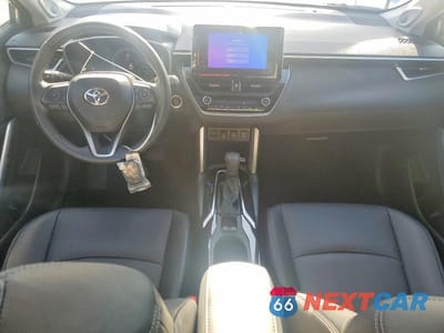 Zdjęcie 8 z 14 samochodu: 2023 TOYOTA COROLLA CROSS XLE VIN:7MUDAAAGXPV055665 - miniatura