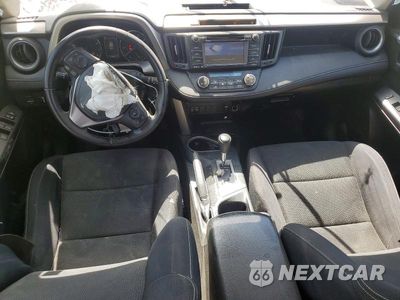 Zdjęcie 8 z 13 samochodu: 2016 TOYOTA RAV4 XLE VIN:JTMWFREV9GJ079528 - miniatura