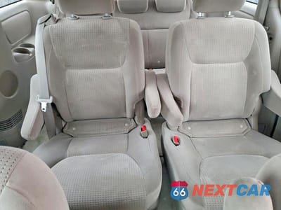 Zdjęcie 10 z 12 samochodu: 2008 TOYOTA SIENNA LE 7-PASSENGER VIN:5TDZK23C78S220005 - miniatura