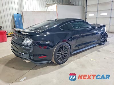 Trzecie zdjęcie samochodu z tyłu: 2019 FORD MUSTANG GT VIN:1FA6P8CF8K5198889 - miniatura