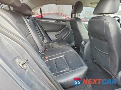 Zdjęcie 10 z 12 samochodu: 2014 VOLKSWAGEN JETTA TDI VIN:3VWLL7AJ4EM253621 - miniatura