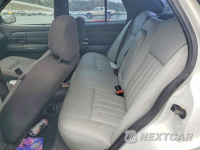 Zdjęcie 10 z 11 samochodu: 2010 FORD CROWN VICTORIA VIN:2FABP7BV9AX137873 - miniatura