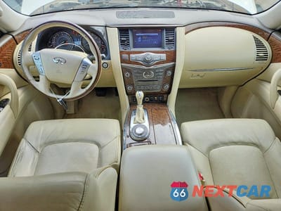 Zdjęcie 8 z 13 samochodu: 2016 INFINITI QX80 BASE VIN:JN8AZ2NF3G9614022 - miniatura
