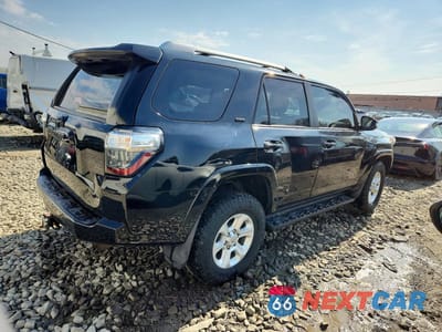 Trzecie zdjęcie samochodu z tyłu: 2014 TOYOTA 4RUNNER SR5 PREMIUM VIN:JTEBU5JR5E5175762 - miniatura