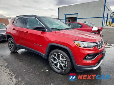 Czwarte zdjęcie samochodu z boku: 2025 JEEP COMPASS LIMITED VIN:3C4NJDCN5ST523117 - miniatura
