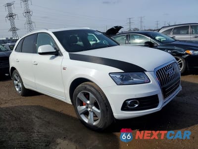 Czwarte zdjęcie samochodu z boku: 2013 AUDI Q5 PREMIUM HYBRID VIN:WA1C8AFP3DA041071 - miniatura