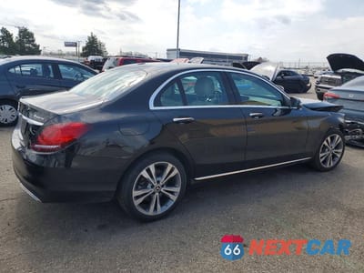 Trzecie zdjęcie samochodu z tyłu: 2021 MERCEDES-BENZ C 300 4MATIC VIN:W1KWF8EB9MR614019 - miniatura