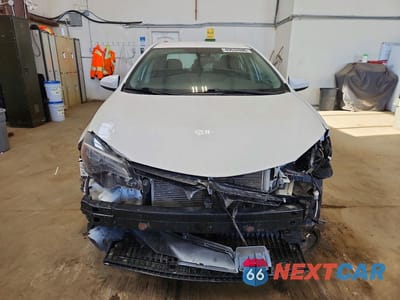 Piąte zdjęcie samochodu w środku: 2019 TOYOTA COROLLA LE 4DR VIN:2T1BURHE7KC244786 - miniatura