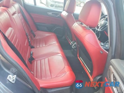 Zdjęcie 10 z 11 samochodu: 2019 ALFA ROMEO GIULIA TI VIN:ZARFAMBN9K7605819 - miniatura