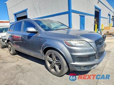 Czwarte zdjęcie samochodu z boku: 2014 AUDI Q7 PRESTIGE VIN:WA1DGAFE8ED016740 - miniatura