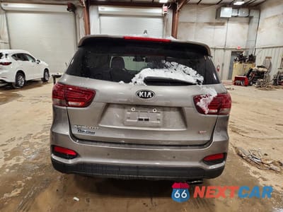 Zdjęcie 6 z 13 samochodu: 2019 KIA SORENTO LX VIN:5XYPGDA39KG463374 - miniatura