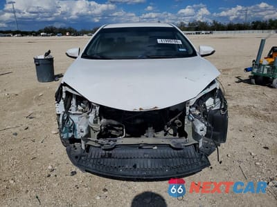 Piąte zdjęcie samochodu w środku: 2016 TOYOTA COROLLA S PLUS VIN:5YFBURHEXGP391563 - miniatura