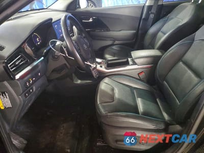 Zdjęcie 7 z 13 samochodu: 2020 KIA NIRO EV EX PREMIUM VIN:KNDCE3LG0L5060702 - miniatura