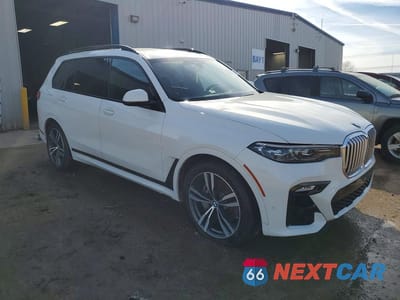 Czwarte zdjęcie samochodu z boku: 2020 BMW X7 XDRIVE40I VIN:5UXCW2C04L9B00476 - miniatura
