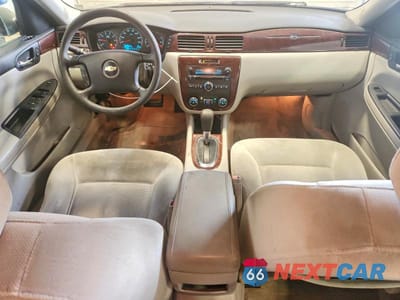 Zdjęcie 8 z 12 samochodu: 2008 CHEVROLET IMPALA LT VIN:2G1WT58K481317194 - miniatura