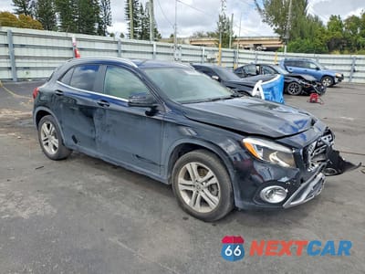 Czwarte zdjęcie samochodu z boku: 2018 MERCEDES-BENZ GLA 250 VIN:WDCTG4EB2JJ519549 - miniatura