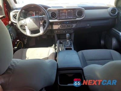 Zdjęcie 8 z 13 samochodu: 2022 TOYOTA TACOMA SR5 V6 VIN:3TMAZ5CN8NM187670 - miniatura