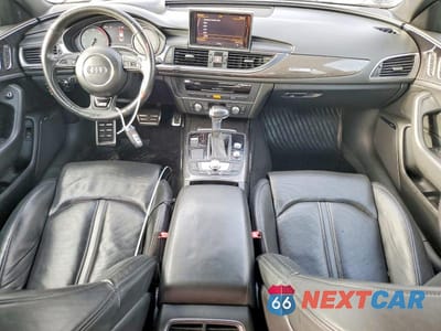 Zdjęcie 8 z 11 samochodu: 2013 AUDI S6 VIN:WAUJ2BFC2DN098207 - miniatura