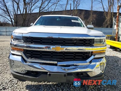 Piąte zdjęcie samochodu w środku: 2019 CHEVROLET SILVERADO LD K1500 LT VIN:2GCVKPECXK1209054 - miniatura