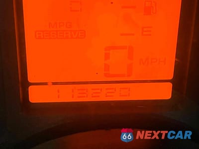 Zdjęcie 8 z 14 samochodu: 1991 CHEV CORVETTE VIN:1G1YY3381M5100723 - miniatura