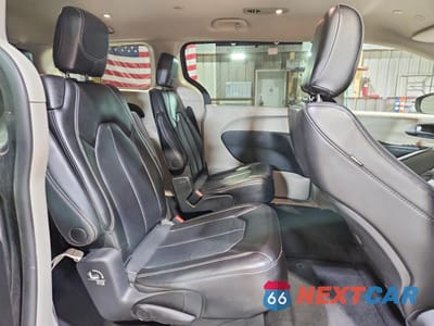 Zdjęcie 11 z 13 samochodu: 2023 CHRYSLER PACIFICA TOURING L VIN:2C4RC1BG5PR553127 - miniatura