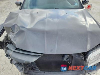 Zdjęcie 11 z 12 samochodu: 2021 CHRYSLER 300 TOURING VIN:2C3CCARG6MH529565 - miniatura