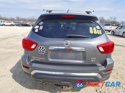 Zdjęcie 6 z 12 samochodu: 2019 NISSAN PATHFINDER SV VIN:5N1DR2MM5KC588135 - miniatura
