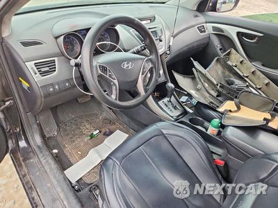 Zdjęcie 8 z 11 samochodu: 2013 HYUNDAI ELANTRA COUPE GS VIN:KMHDH6AE2DU023653 - miniatura