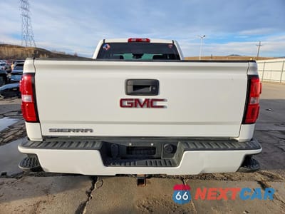 Zdjęcie 6 z 12 samochodu: 2018 GMC SIERRA K1500 VIN:1GTV2LECXJZ229593 - miniatura