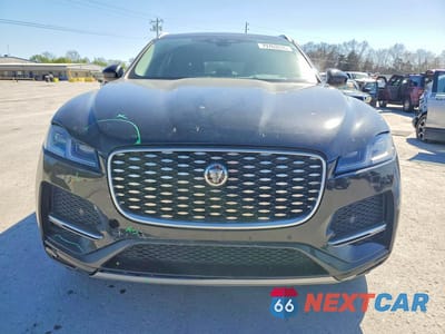 Piąte zdjęcie samochodu w środku: 2023 JAGUAR F-PACE S VIN:SADCJ2EX0PA713601 - miniatura