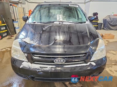 Piąte zdjęcie samochodu w środku: 2008 KIA SEDONA LX VIN:KNDMB233186268934 - miniatura