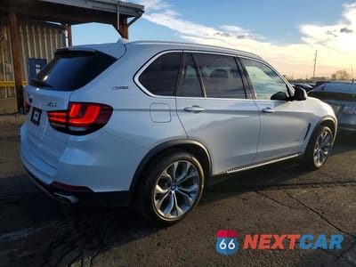 Trzecie zdjęcie samochodu z tyłu: 2018 BMW X5 XDR40E VIN:5UXKT0C58J0V99267 - miniatura