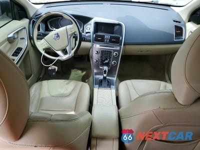 Zdjęcie 8 z 12 samochodu: 2015 VOLVO XC60 T5 PREMIER VIN:YV440MDK4F2678376 - miniatura