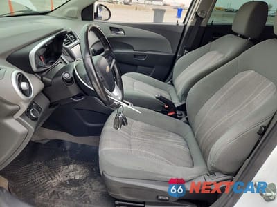 Zdjęcie 7 z 13 samochodu: 2017 CHEVROLET SONIC LT VIN:1G1JD5SH1H4155694 - miniatura