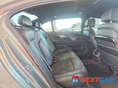 Zdjęcie 10 z 13 samochodu: 2020 BMW 750 XI VIN:WBA7U2C08LGM26909 - miniatura
