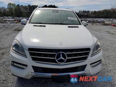Piąte zdjęcie samochodu w środku: 2015 MERCEDES-BENZ ML 350 VIN:4JGDA5JB1FA530083 - miniatura