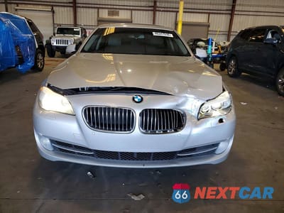 Piąte zdjęcie samochodu w środku: 2013 BMW 528 I VIN:WBAXG5C51DD233721 - miniatura