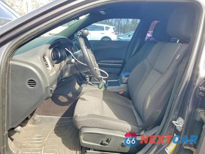 Zdjęcie 7 z 11 samochodu: 2019 DODGE CHARGER SXT VIN:2C3CDXBG9KH537537 - miniatura
