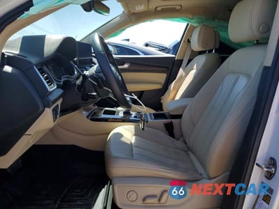 Zdjęcie 7 z 11 samochodu: 2021 AUDI Q5 PREMIUM VIN:WA1AAAFY4M2052062 - miniatura