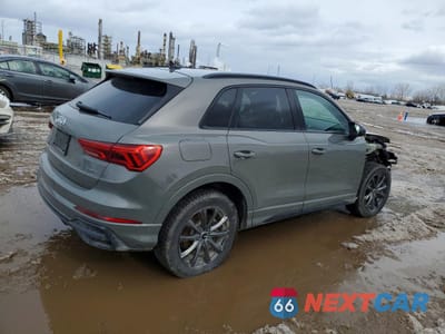 Trzecie zdjęcie samochodu z tyłu: 2021 AUDI Q3 VIN:WA1EECF37M1016720 - miniatura