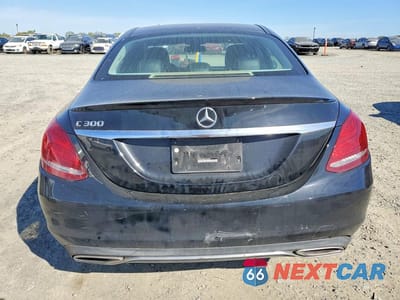Zdjęcie 6 z 12 samochodu: 2015 MERCEDES-BENZ C 300 VIN:55SWF4JB6FU065475 - miniatura