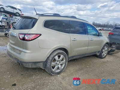 Trzecie zdjęcie samochodu z tyłu: 2016 CHEVROLET TRAVERSE LTZ VIN:1GNKVJKD0GJ152582 - miniatura